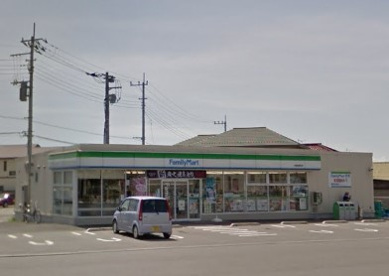 ファミリーマート 伊勢崎東町店の画像1