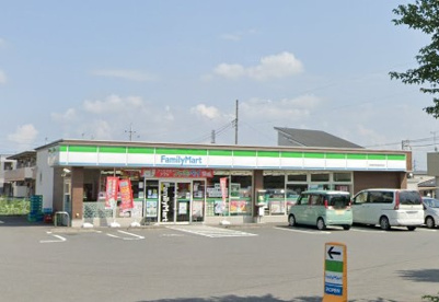 ファミリーマート伊勢崎高校前店の画像1