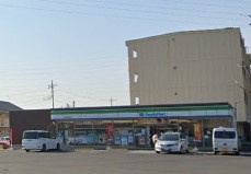 ファミリーマート連取元町店の画像1
