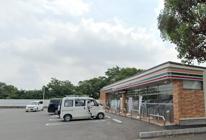 セブンイレブン伊勢崎安堀町店の画像1