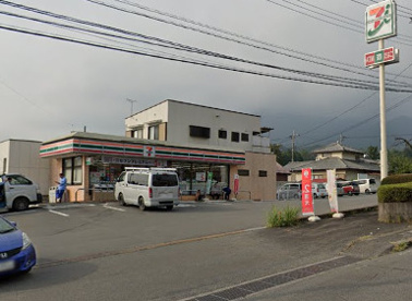 セブンイレブン渋川折原店の画像1