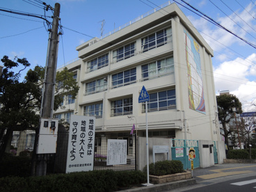 豊中市立中豊島小学校の画像1