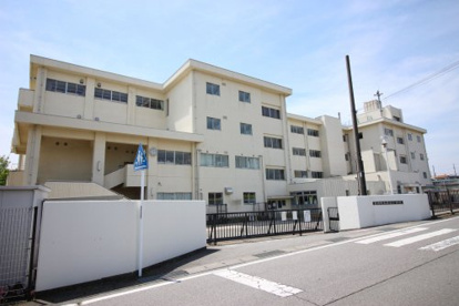 吉岡町立明治小学校の画像1