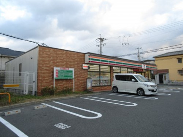セブン-イレブン 大阪狭山東野中店の画像1