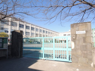 足立区立花畑西小学校の画像1