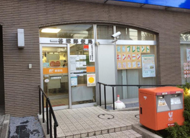谷塚郵便局の画像1