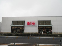 ユニクロ富田林エコール・ロゼ店