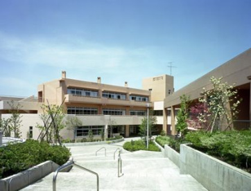 荏田南小学校の画像1