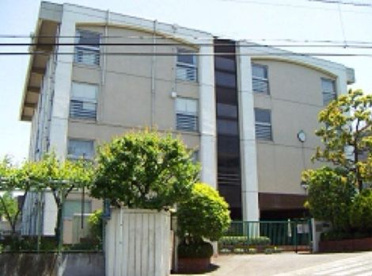 枡形中学校の画像1