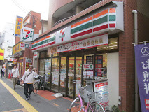 セブンイレブン 杉並高井戸駅前店の画像1