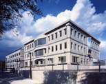 京都経済短期大学