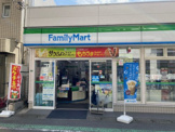 ファミリーマート下総中山駅南口店