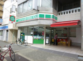 ローソンストア100 東淀川駅前店