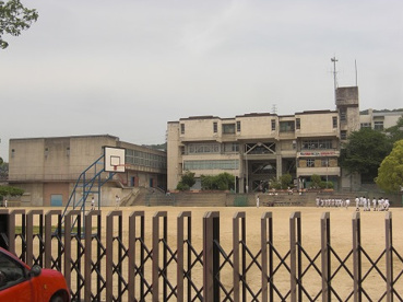 四條畷市忍ケ丘小学校の画像1