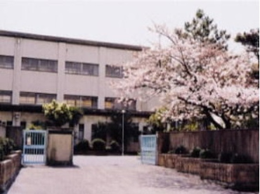 四條畷市立くすのき小学校の画像1