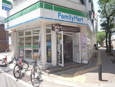 ファミリーマート　大東新町店