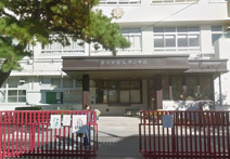 大河小学校