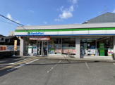 コンビニエンスストア ファミリーマート西大路三条店