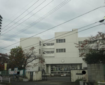 三郷市立桜小学校の画像1
