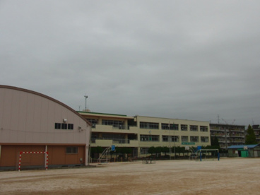 三郷市立立花小学校の画像1