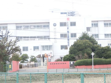 行田市立行田中学校の画像1