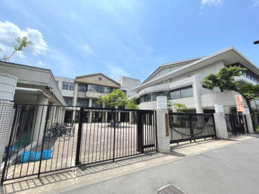 朱雀第二小学校の画像1
