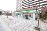 ファミリーマート・品川シーサイド駅前店