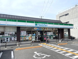 ファミリーマート 梅津段町店