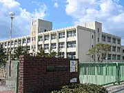 明石市立魚住東中学校の画像1