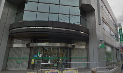 埼玉りそな銀行 せんげん台支店の画像1