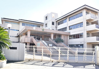越谷市立大袋東小学校の画像1