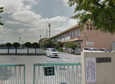 草加市立新里小学校の画像1
