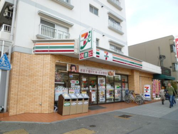 セブン−イレブン 名古屋桜本町店の画像1