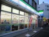 ファミリーマート　湯島3丁目店
