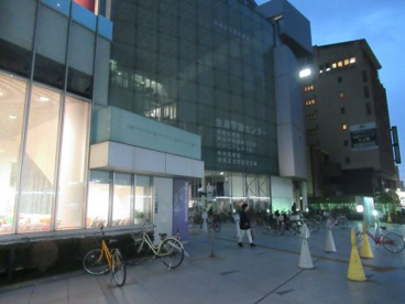 中央図書館の画像1