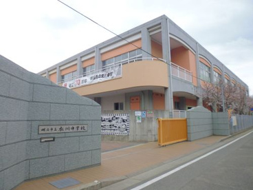 明石市立衣川中学校の画像1