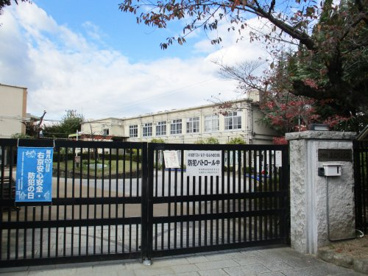 京都市立 嵯峨野小学校の画像1