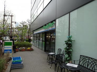 ファミリーマートトキワ大崎店の画像1