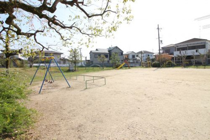 城陽団地児童公園の画像2