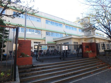 川崎市立坂戸小学校の画像1