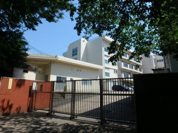  横浜市立市ケ尾小学校の画像1