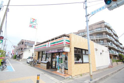 セブンイレブン 浦安富士見４丁目店の画像1