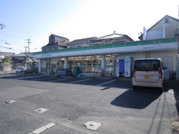 ファミリーマート富田林津々山台店の画像1