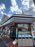  セブンイレブン足立青井駅前店
