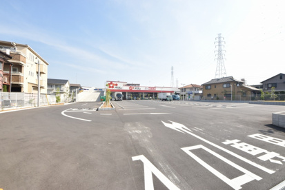 スーパーオザム草加両新田店の画像1