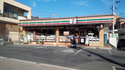 セブンイレブン吹田朝日が丘店の画像1