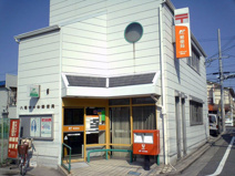 八尾木の本郵便局