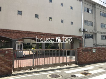 宝塚市立宝塚小学校の画像1