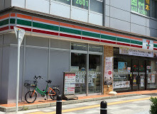セブンイレブン 浦安入船4丁目店の画像1
