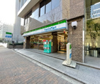 ファミリーマート 貿易センター駅前店